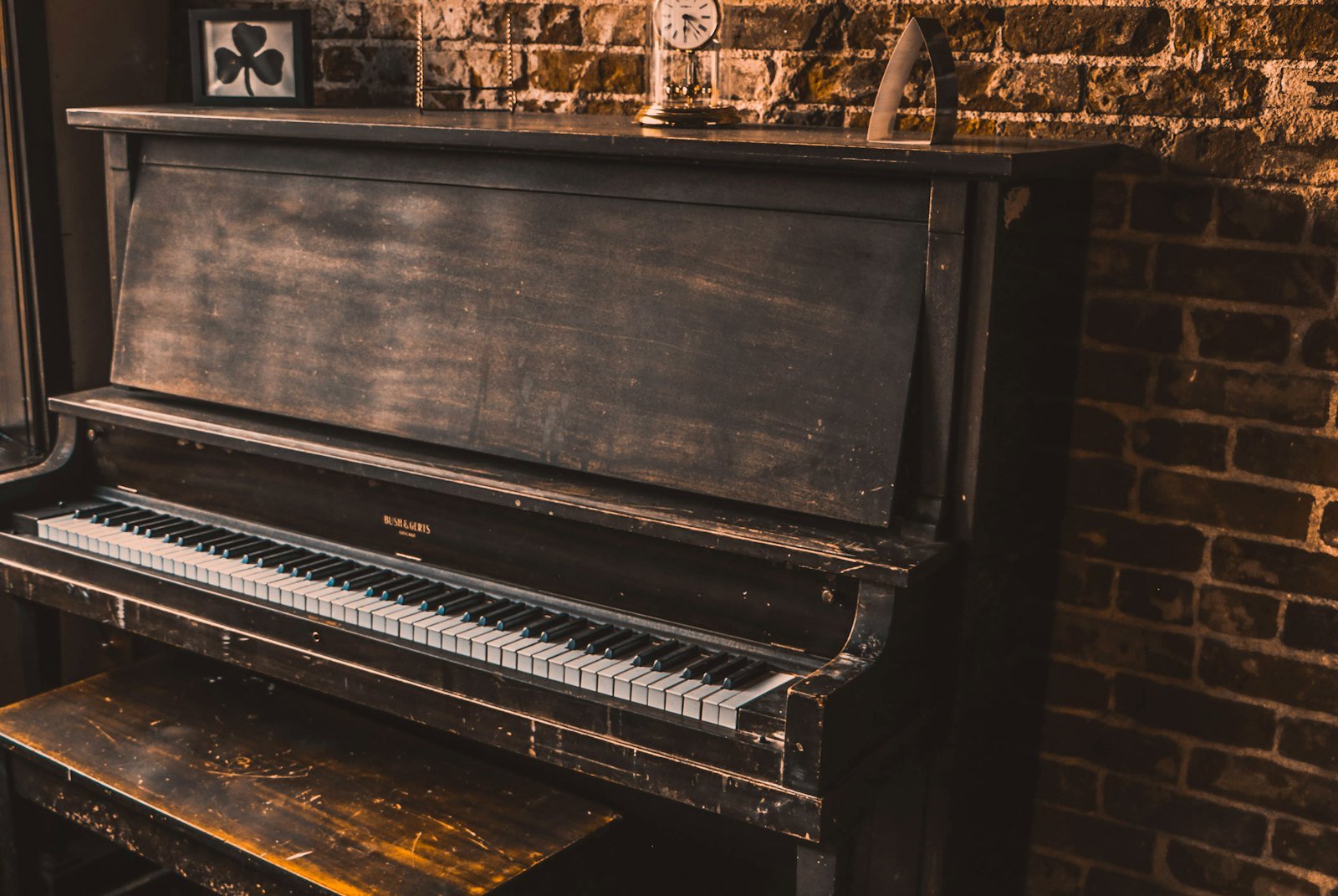 Old upright piano for removal
